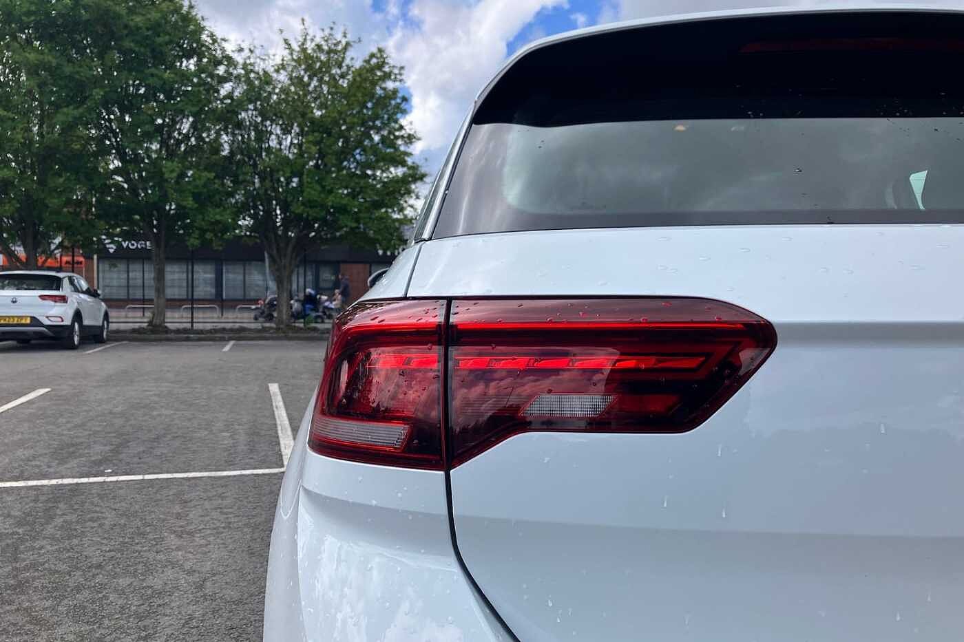Volkswagen T-ROC Mark 1 Facelift (2022) 1.0 TSI Life 110PS
