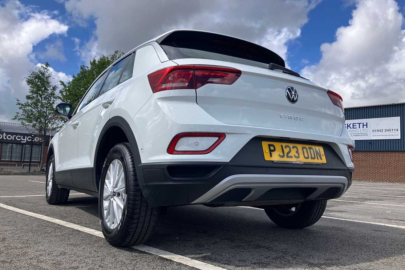 Volkswagen T-ROC Mark 1 Facelift (2022) 1.0 TSI Life 110PS