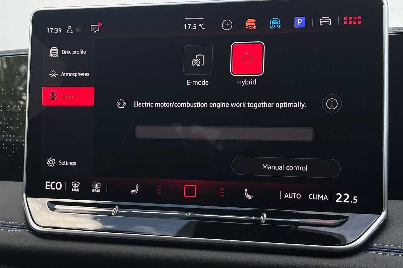 Volkswagen Tiguan 1.5 TSI eHybrid 19.7kWh R-Line SUV 5dr Petrol Plug-in Hybrid DSG Euro 6 (s/s) (2